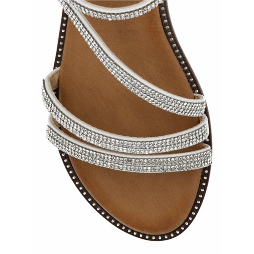 Sandały damskie BELLUCCI srebrne ze skóry ekologicznej z klamrą płaskie 