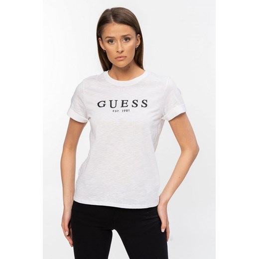 GUESS - biały t-shirt damski z czarnym logo Guess XS outfit.pl