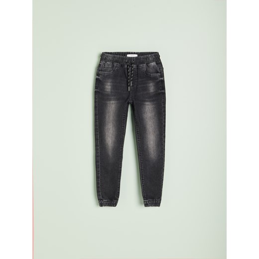 Reserved - Joggery z bardzo miękkiego jeansu - Czarny Reserved 134 Reserved