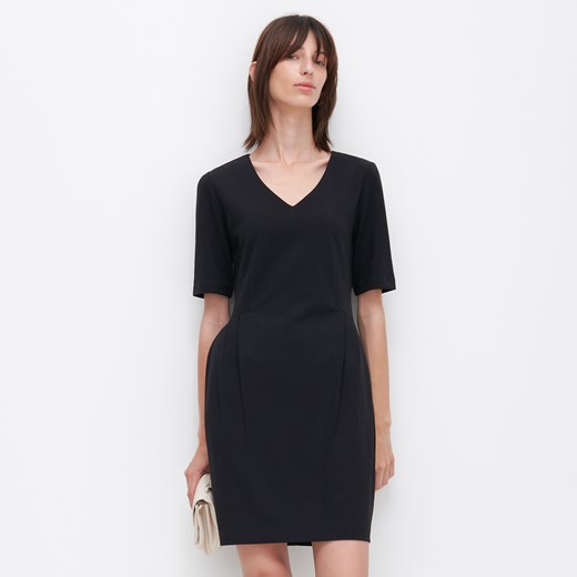 Reserved - Sukienka z krótkim rękawem - Czarny Reserved XS wyprzedaż Reserved