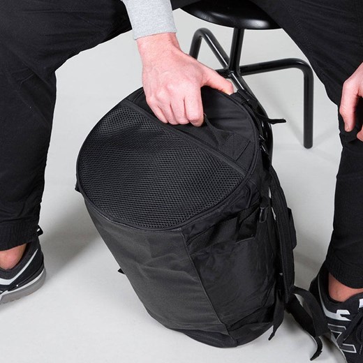 Torba Alpha Industries Crew Duffle Bag czarna Alpha Industries uniwersalny promocyjna cena bludshop.com