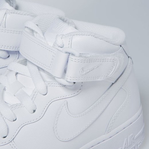 Sneakers buty Nike WMNS Air Force 1 '07 Mid LE white (366731-100) Nike US 6 okazja bludshop.com