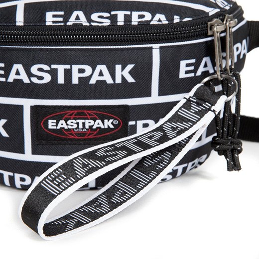 Saszetka Eastpak Springer Bold Branded czarnobiała Eastpak uniwersalny bludshop.com promocyjna cena