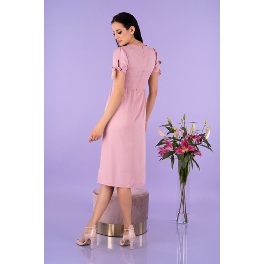 Sukienka Merribel z dekoltem w serek różowa z krótkim rękawem 