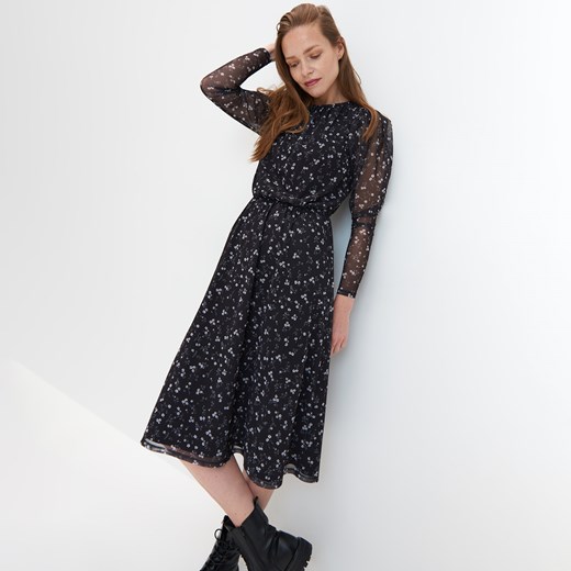 Mohito - Sukienka w kwiaty Eco Aware - Czarny Mohito XL promocyjna cena Mohito