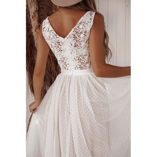 Sukienka Shopaholics Dream midi z dekoltem w literę v biała luźna 