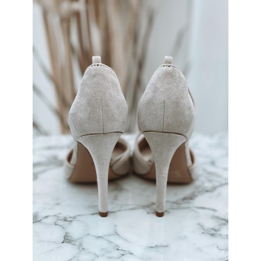 Czółenka Versada wiosenne bez zapięcia zamszowe płaskie 