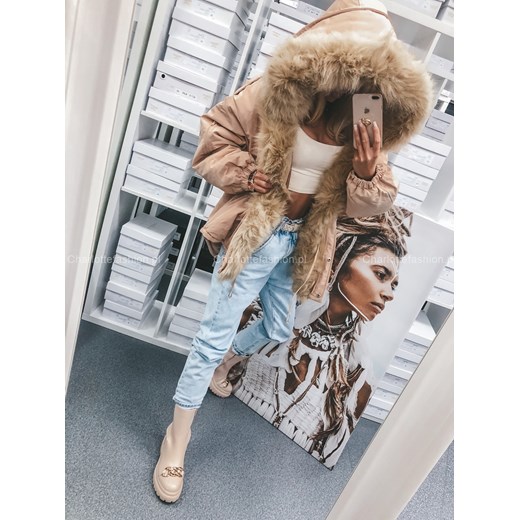 Kurtka z kapturem obszyta futerkiem beżowa W231 Charlotte Fashion M/L Charlotte Fashion