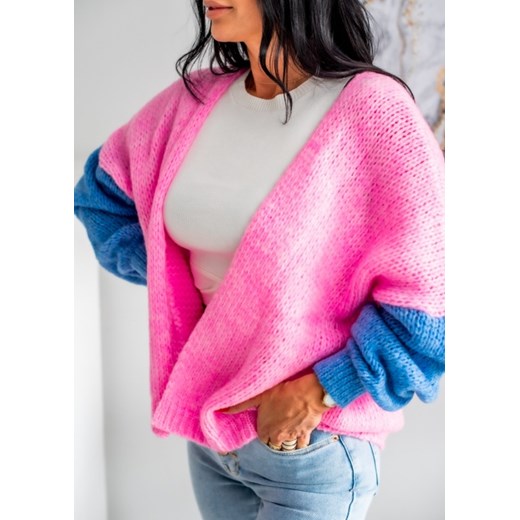 Sweter damski Fason z dekoltem v 