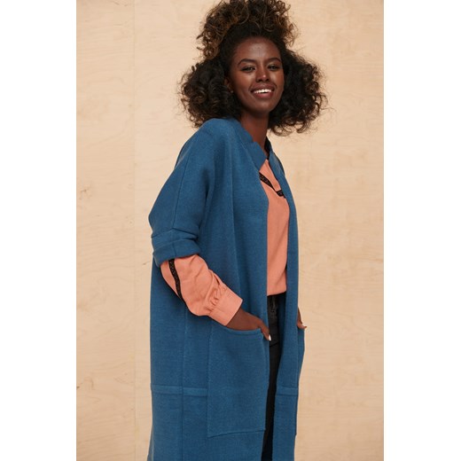 Sweter damski Blue Shadow z dekoltem w serek