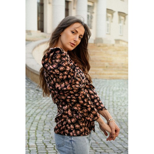 Koszula damska Chiara Wear casual w abstrakcyjnym wzorze