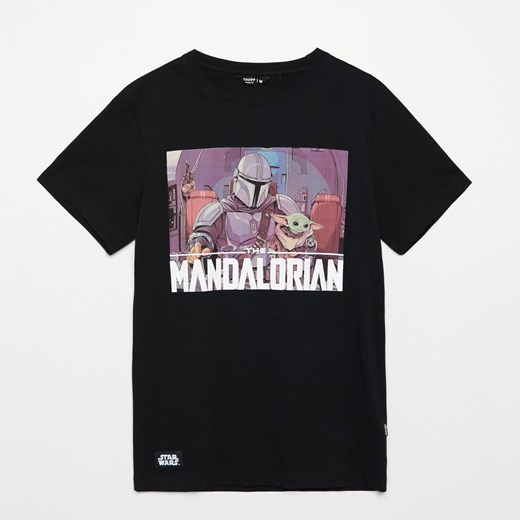 Cropp - Koszulka z nadrukiem The Mandalorian - Czarny Cropp L Cropp promocja