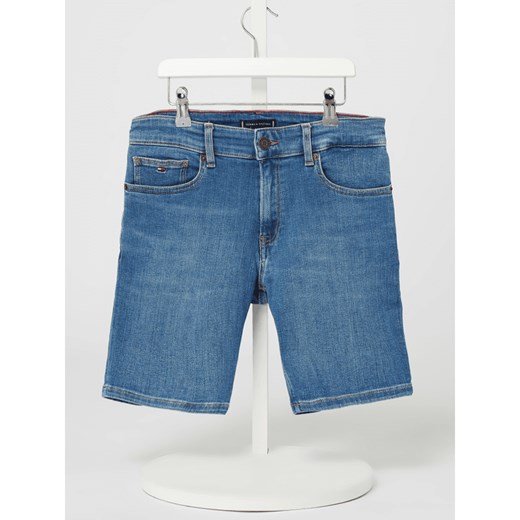 Szorty jeansowe o kroju slim tapered fit z dodatkiem streczu model ‘Spencer’ 152 promocyjna cena Peek&Cloppenburg 