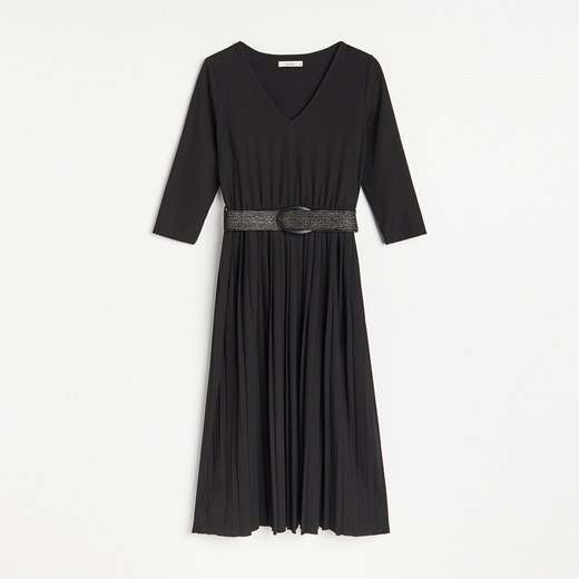 Reserved - Plisowana sukienka z paskiem - Czarny Reserved M Reserved wyprzedaż