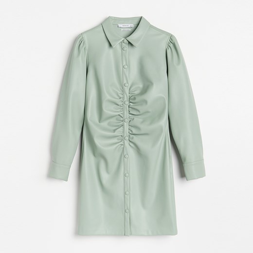 Reserved - Koszulowa sukienka z imitacji skóry - Zielony Reserved L promocyjna cena Reserved