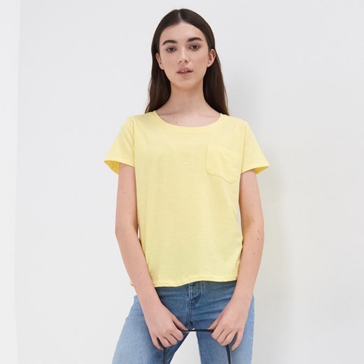 Sinsay - Koszulka basic z kieszonką - Żółty Sinsay M promocja Sinsay