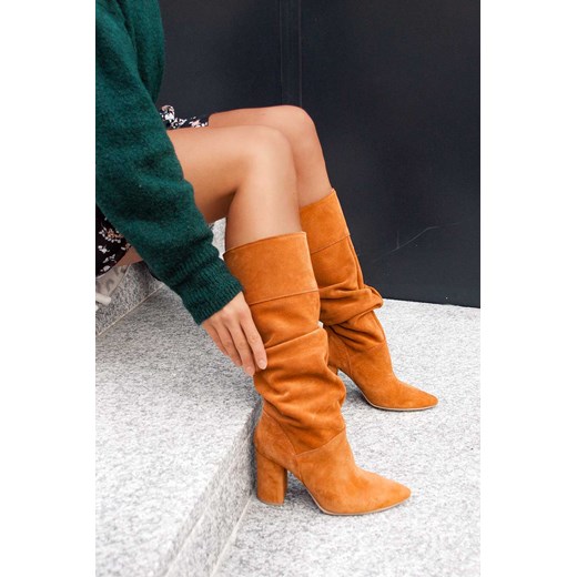 Zamszowe kozaki Tessie camel Saway 35 okazja saway