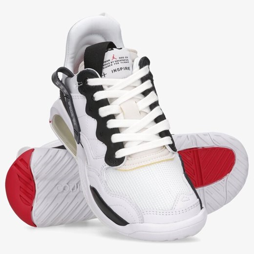 JORDAN MA2 Nike 39 Sizeer