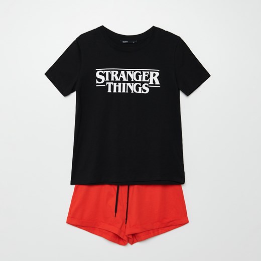 Cropp - Dwuczęściowa piżama Stranger Things - Czerwony Cropp M promocyjna cena Cropp