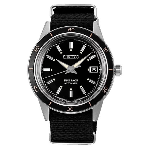Czarny zegarek Seiko 