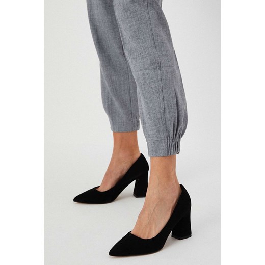 Spodnie damskie Moodo.pl na wiosnę 