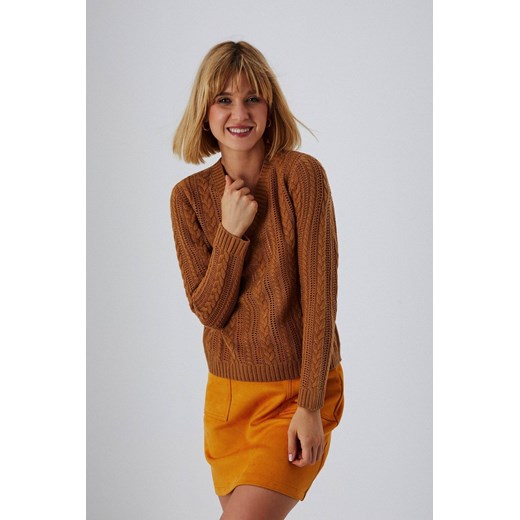 Sweter ze wzorem warkocza S Moodo.pl