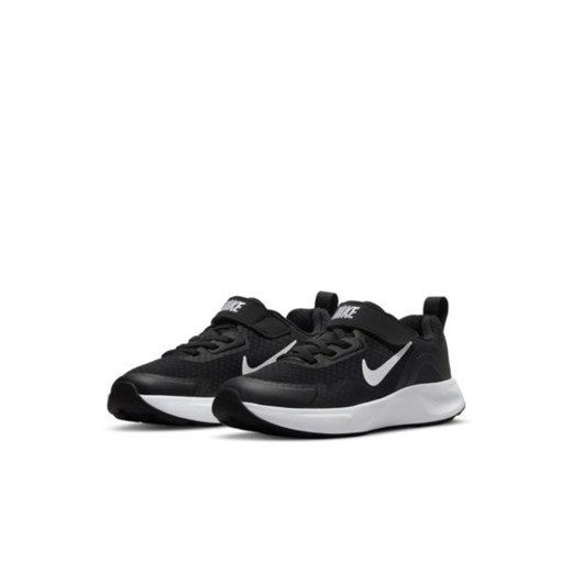 Buty sportowe dziecięce czarne Nike z tkaniny wiązane 