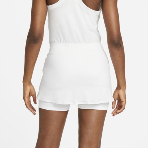 Biała spódnica Nike na wiosnę mini 