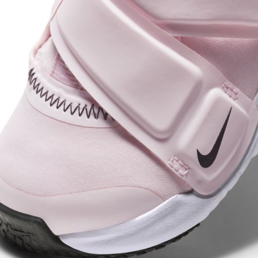 Buciki niemowlęce Nike na rzepy 