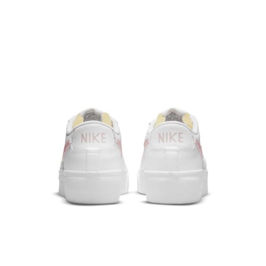 Buty damskie Nike Blazer Low Platform - Biel Nike 38.5 Nike poland