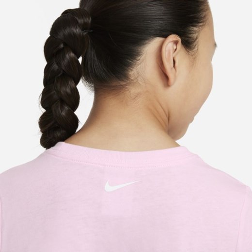 Bluzka dziewczęca Nike w nadruki na lato 