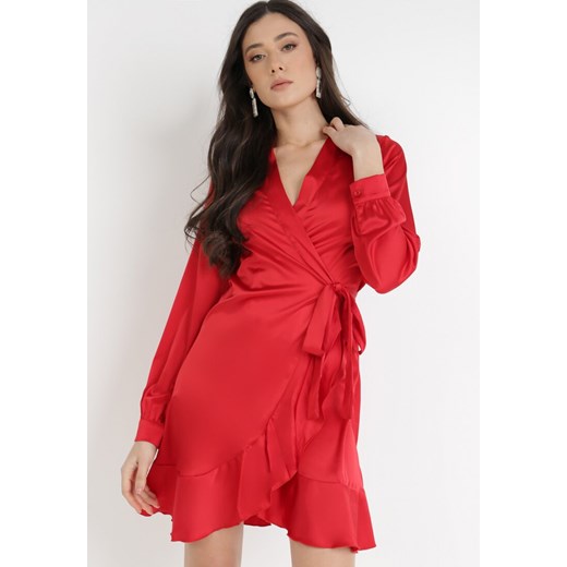 Czerwona Sukienka Lasthine ze sklepu Born2be Odzież w kategorii Sukienki - zdjęcie 126589515