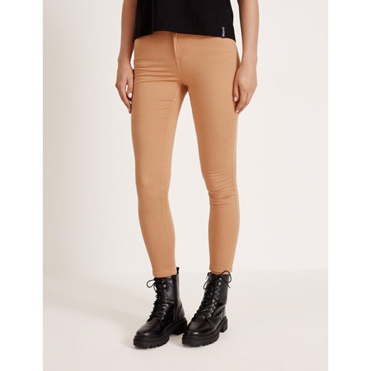 Spodnie HETI Kamel 34 Diverse 42 wyprzedaż Diverse