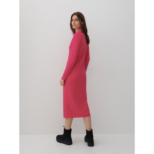 Reserved - Sukienka z prążkowanej dzianiny - Różowy Reserved L Reserved