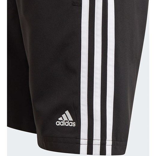 Spodenki młodzieżowe Essentials 3-Stripes Chelsea Shorts Adidas 140cm wyprzedaż SPORT-SHOP.pl