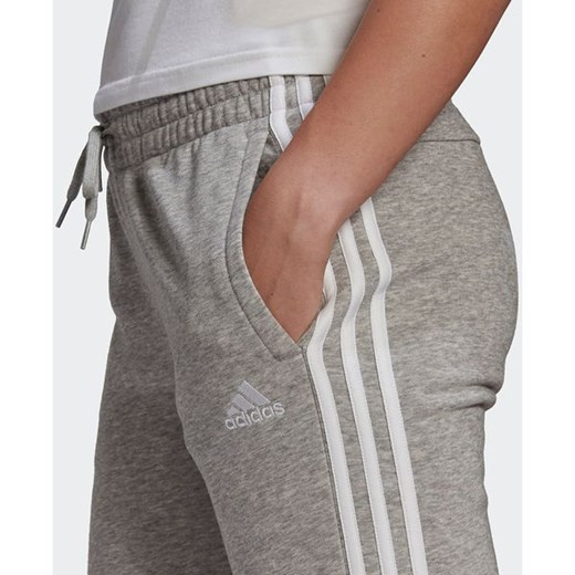 Spodnie dresowe damskie Essentials Slim Tapered Cuffed Adidas XL okazja SPORT-SHOP.pl
