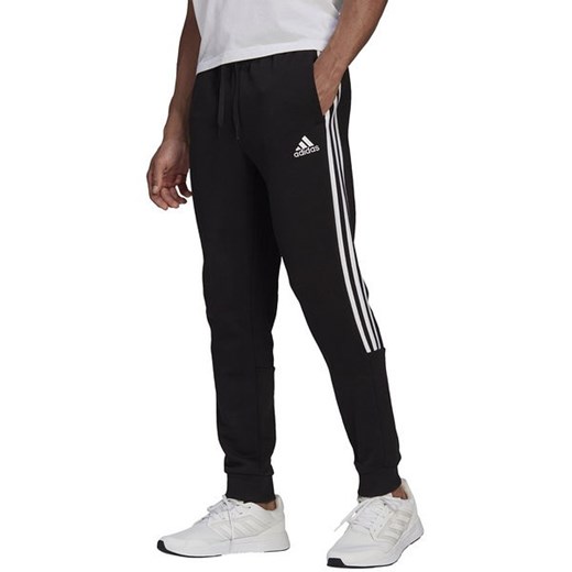 Spodnie dresowe męskie Essentials Tapered Cuffed 3-Stripes Fleece Adidas XL wyprzedaż SPORT-SHOP.pl