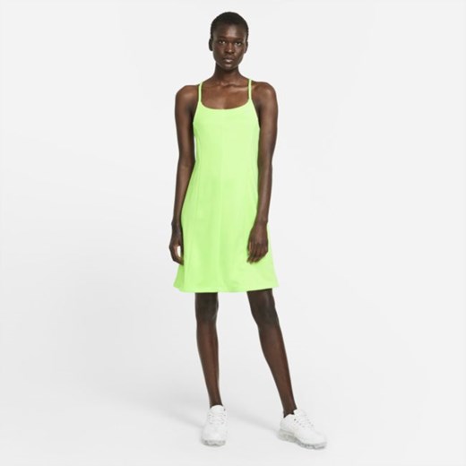 Sukienka Nike na ramiączkach na lato 