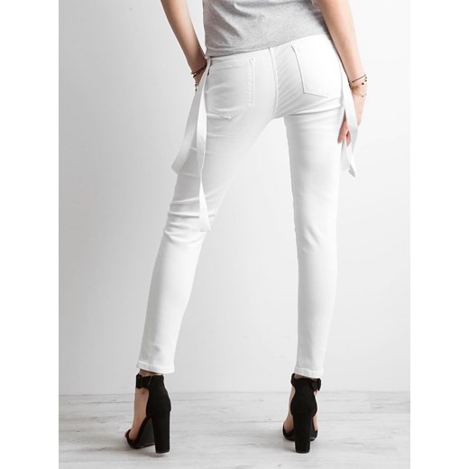 Białe damskie spodnie jeansowe Sheandher.pl 34 Sheandher.pl