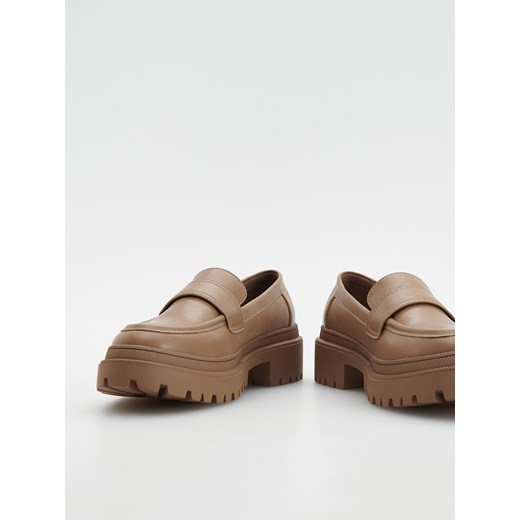 Reserved - Klasyczne loafersy - Beżowy Reserved 40 Reserved