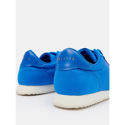 Mohito - Kobaltowe buty sneakersy - Niebieski Mohito 40 Mohito