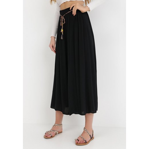 Czarne Spodnie Samusi ze sklepu Born2be Odzież w kategorii Spodnie damskie - zdjęcie 131342405