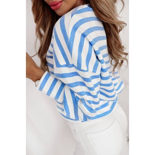 Biały sweter damski w niebieskie paski SWEETY STRIPES uniwersalny lafemmeboutique.pl