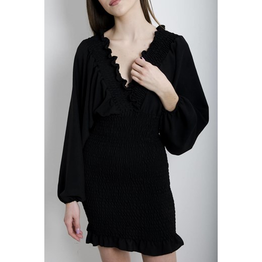 Sukienka Olika z długim rękawem dopasowana z okrągłym dekoltem mini 