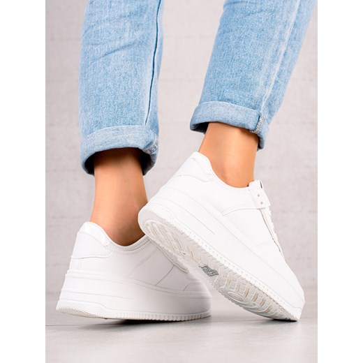 MODNE SNEAKERSY NA SZEROKIEJ PLATFORMIE 37 czasnabuty.pl