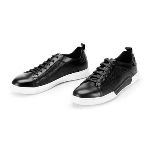 Męskie sneakersy skórzane na białej podeszwie czarne ze sklepu WITTCHEN w kategorii Trampki męskie - zdjęcie 132444175