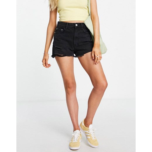 Stradivarius – Czarne szorty denimowe z postrzępionym brzegiem-Black 32 Asos Poland