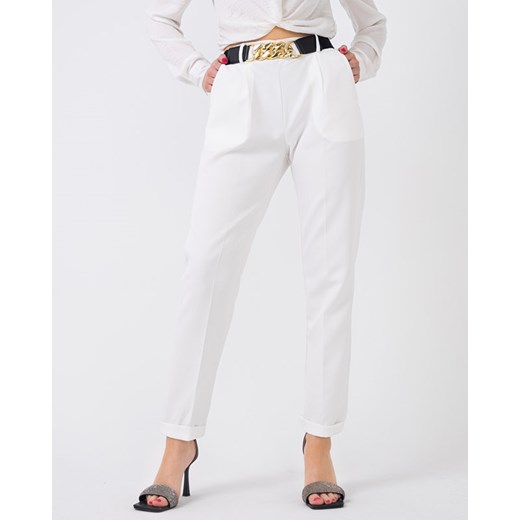 Białe materiałowe spodnie damskie z paskiem - Odzież Royalfashion.pl XL - 42 royalfashion.pl