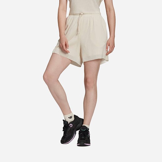 Szorty damskie adidas Originals Shorts HF7548 36 sneakerstudio.pl