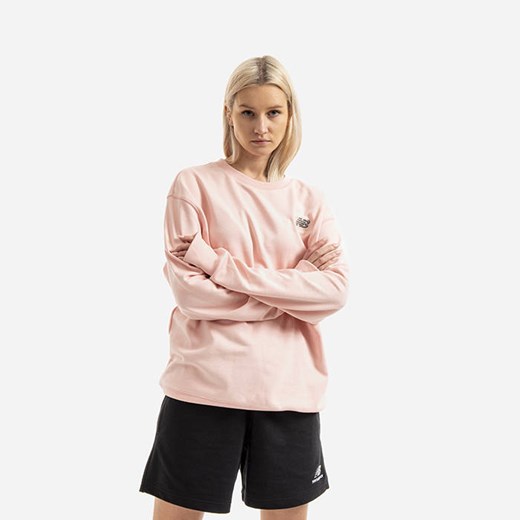 Bluza damska New Balance Essentials UT21501PIE New Balance 2 sneakerstudio.pl